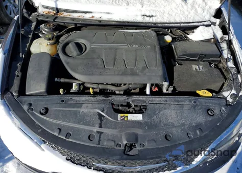 2015 Chrysler 200 C z USA, uszkodzony, nr VIN 1C3CCCCG7FN517374